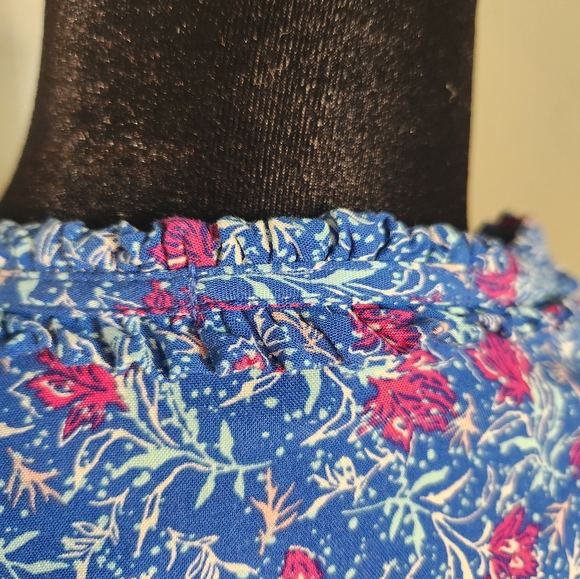 Floral Blue and Pink Women's Top - Picture 4 of 9